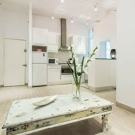 Stylish Loft At Chueca'S Heart Apartment Madrid Exterior photo