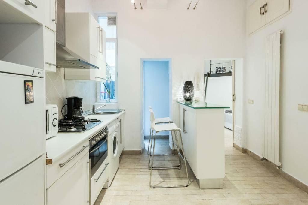 Stylish Loft At Chueca's Heart Apartament Madryt